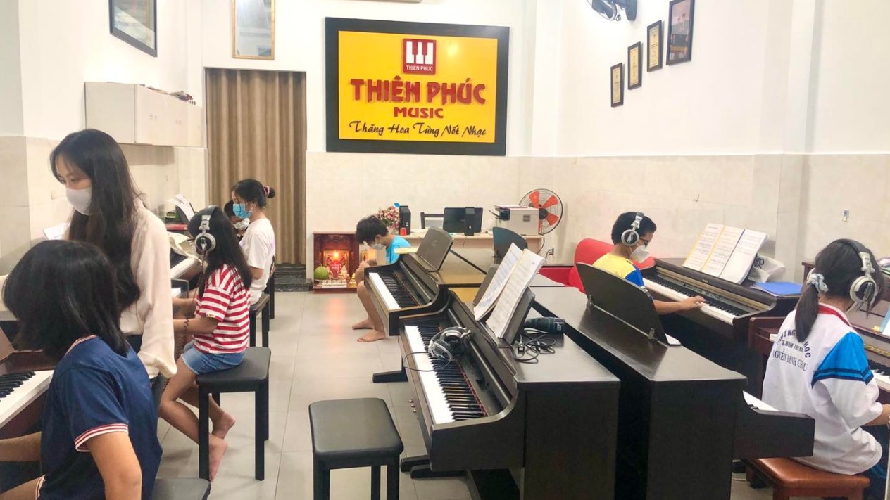 khóa học đàn piano Thiên Phúc Music