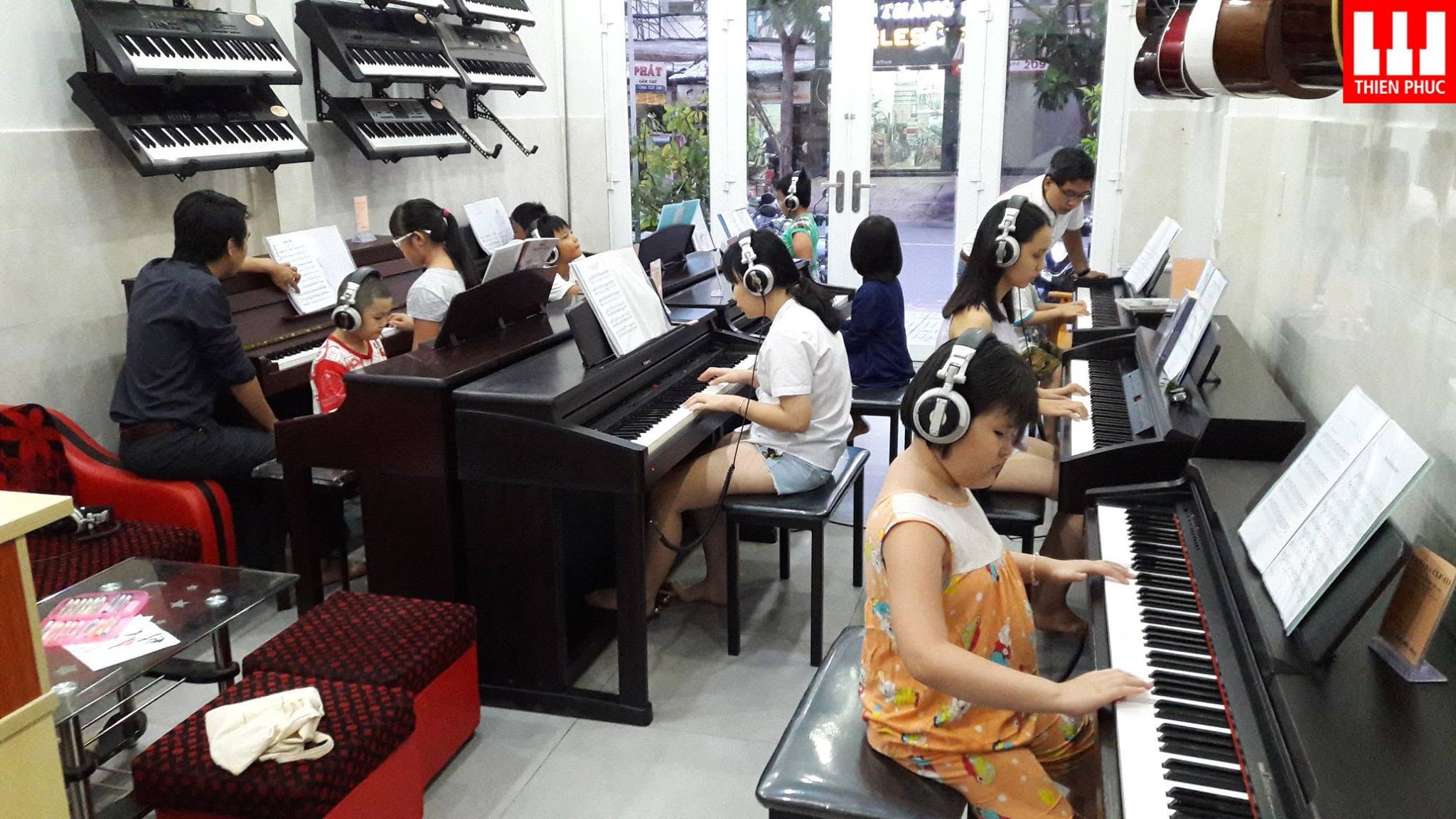 Tự Học Đàn Piano Nhanh Nhất Cho Người Mới Bắt Đầu