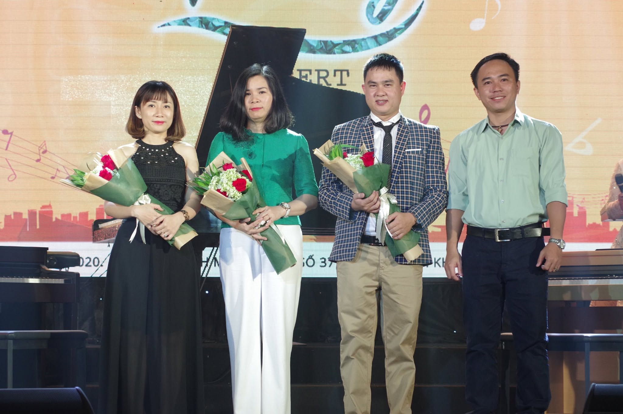 Học đàn piano cổ điển có khó không